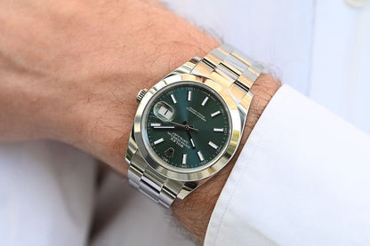 ROLEX OYSTER PERPETUAL DATE- JUST